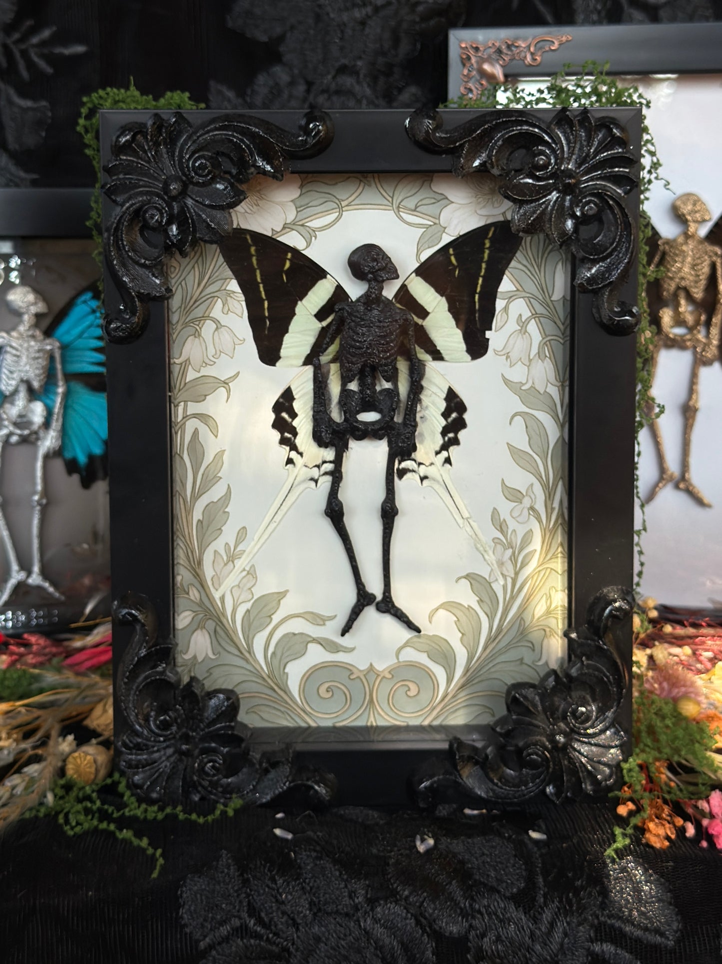LADY FLUTTER FAIRY- Mother of Hades Dead Fairy Frame