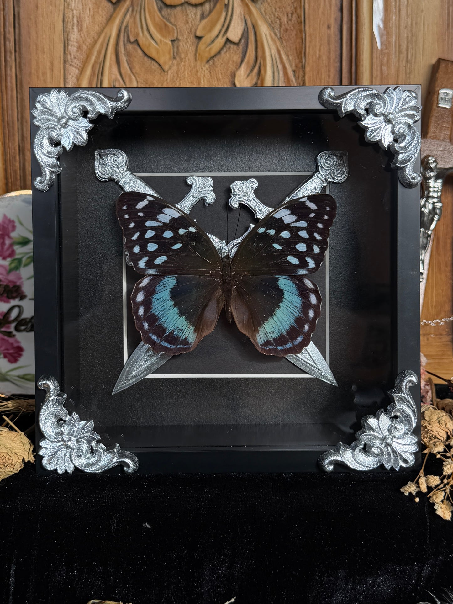BLUE KNIGHT - Blue Butterfly Frame with Swords