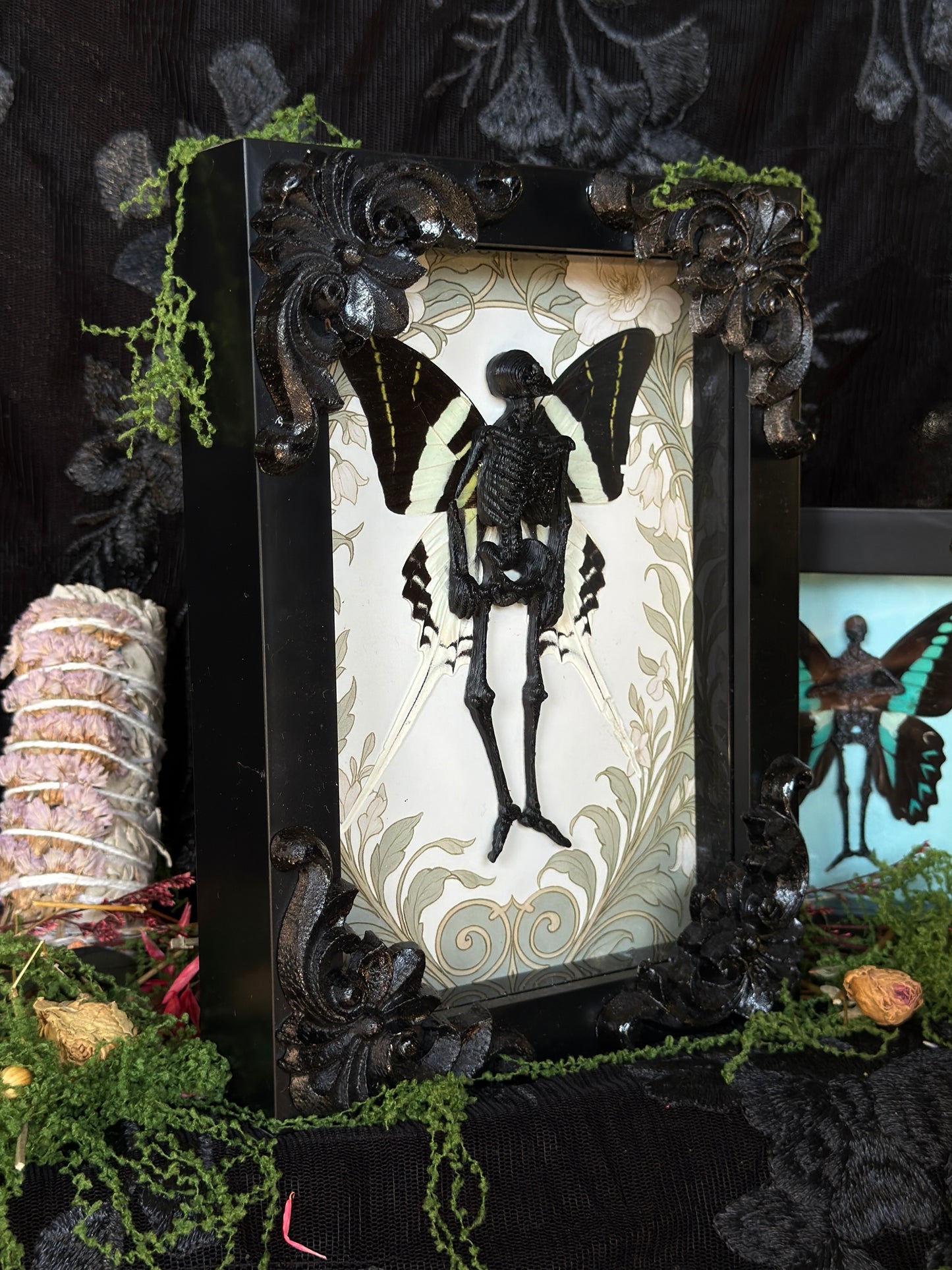 LADY FLUTTER FAIRY- Mother of Hades Dead Fairy Frame
