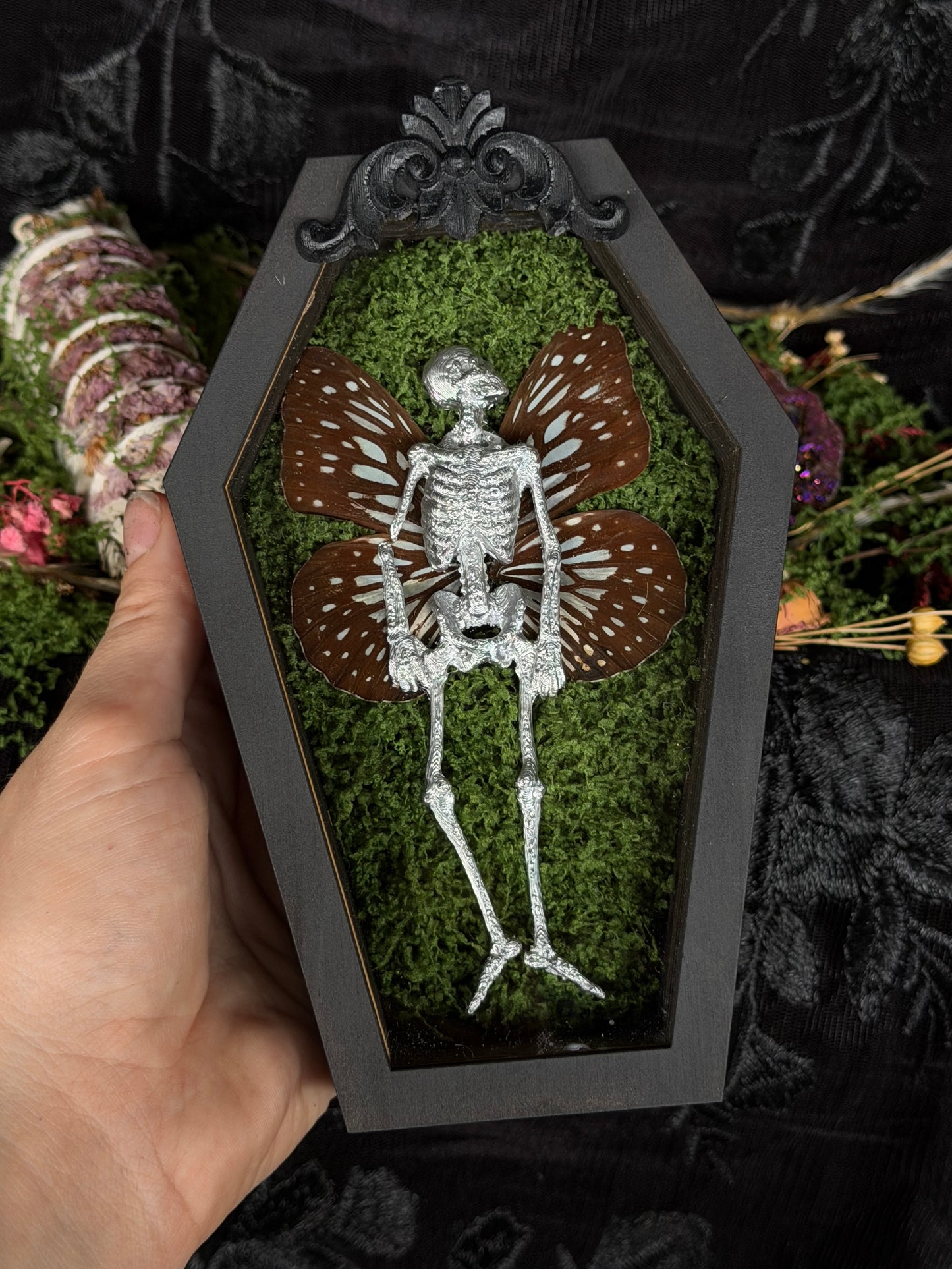 WILLOW FAIRY - Mother of Hades Dead Fairy Coffin Frame